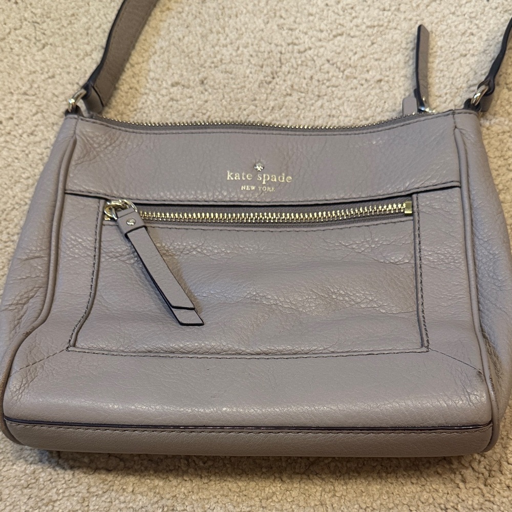 Kate Spade Light Gray Shoulder Bag
